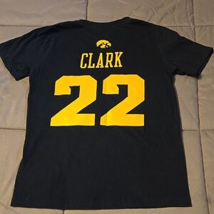 Caitlin Clark NCAA Record Breaking Iowa Hawkeyes Jersey Tee